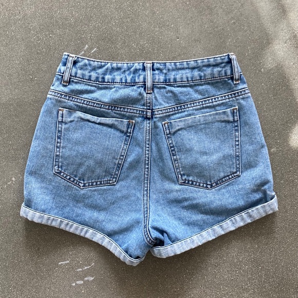 ASOS Denim Shorts - Picture 2 of 2